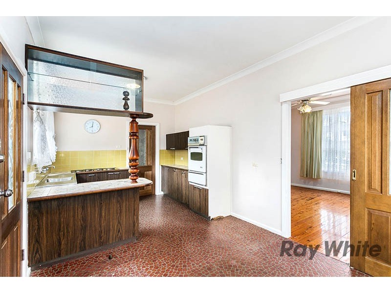 14 Koloona Avenue, Figtree NSW 2525