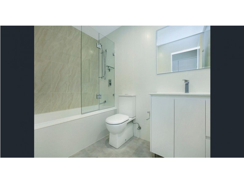 306/30 Burelli Street, Wollongong NSW 2500