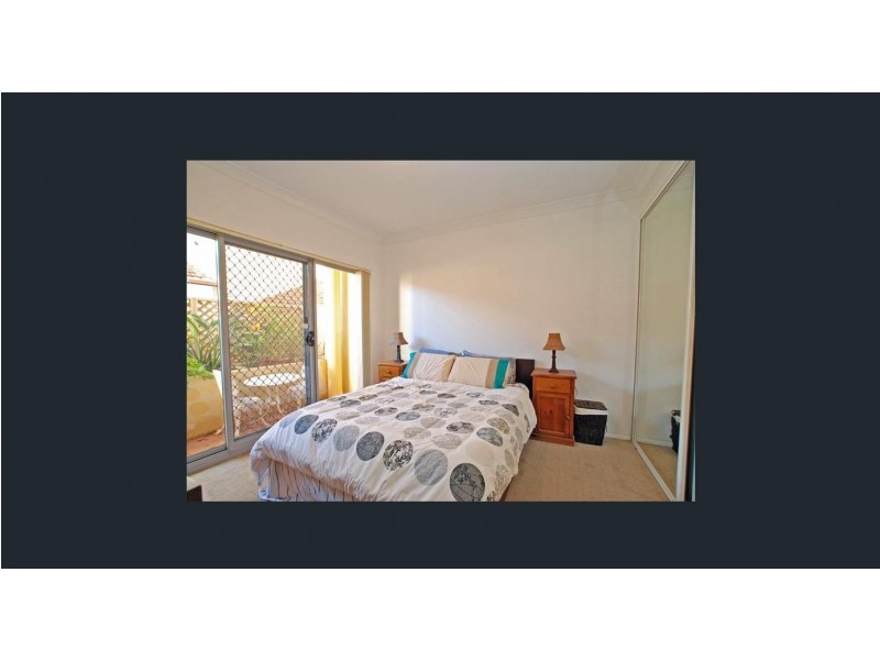 1/377 Princes Hwy, Woonona NSW 2517