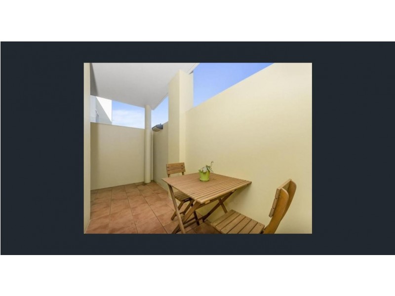 1/377 Princes Hwy, Woonona NSW 2517