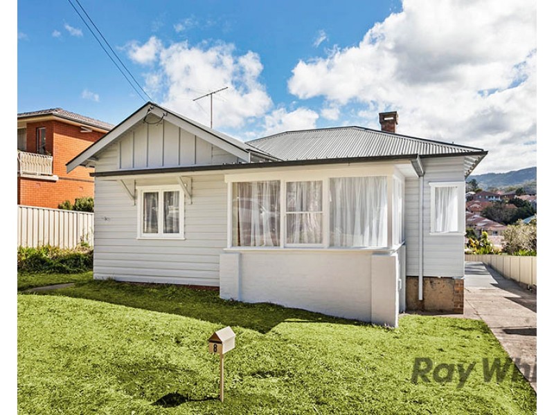 8 Dudley Street, Wollongong NSW 2500