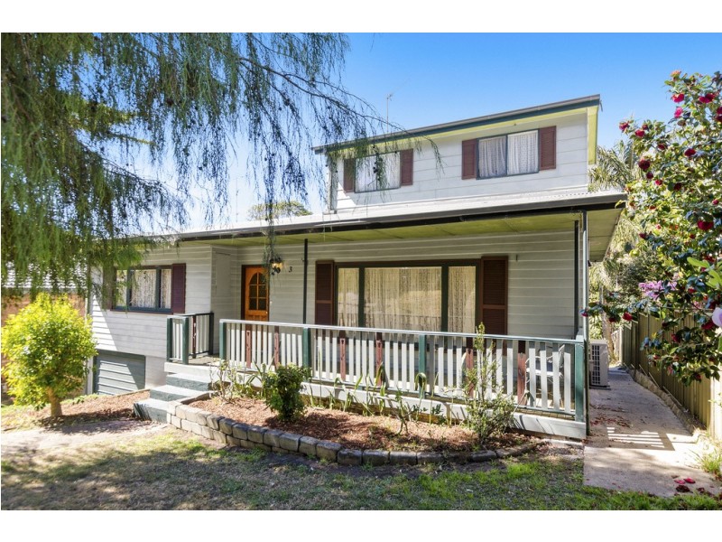 3 Mountain Avenue, Woonona NSW 2517