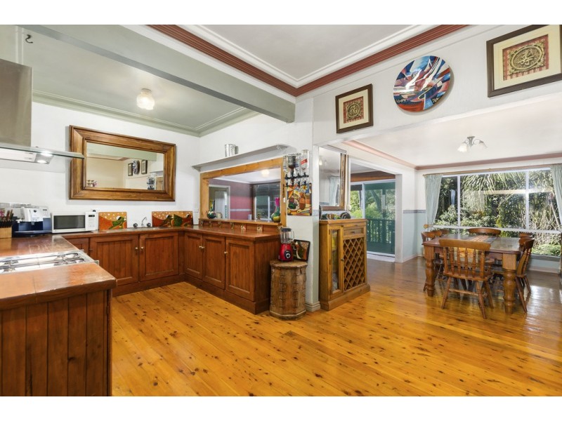 3 Mountain Avenue, Woonona NSW 2517