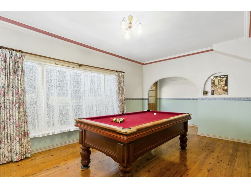 3 Mountain Avenue, Woonona NSW 2517