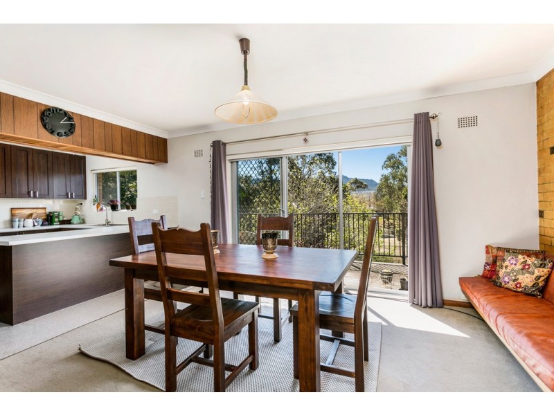 8 Bellebrae Avenue, Mount Ousley NSW 2519