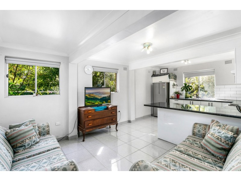 8 Bellebrae Avenue, Mount Ousley NSW 2519