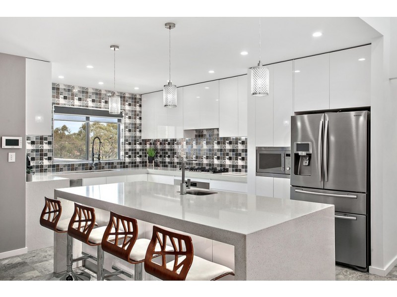 35 Odenpa Road, Cordeaux Heights NSW 2526