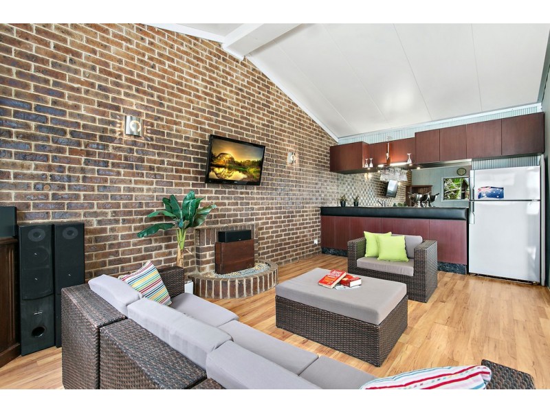 29b Manna Ave, Figtree NSW 2525