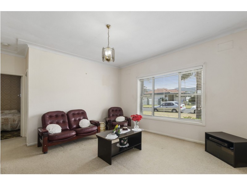 15 Dalton Street, Towradgi NSW 2518