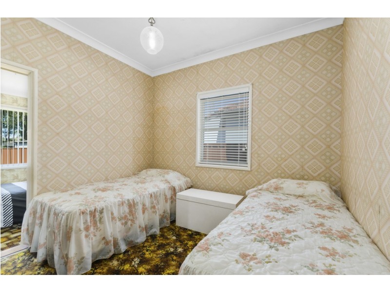 15 Dalton Street, Towradgi NSW 2518