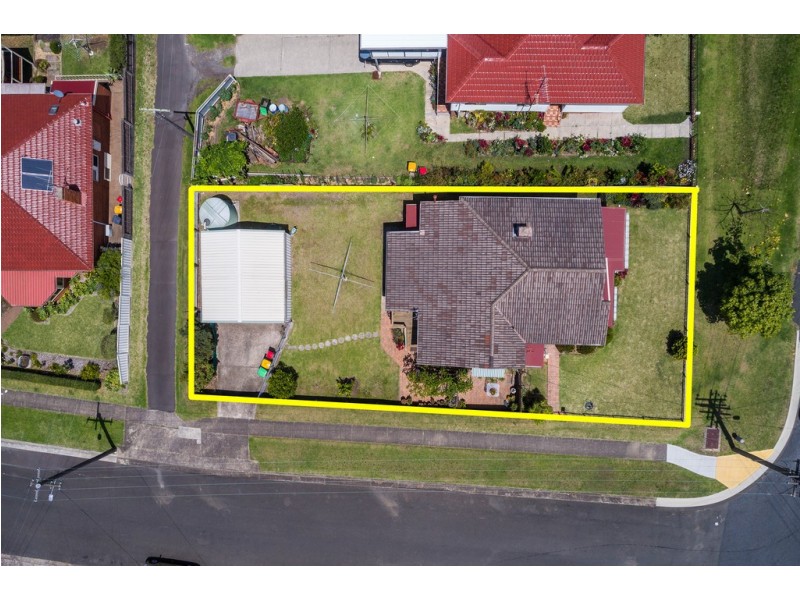 13 McKenzie Avenue, Wollongong NSW 2500