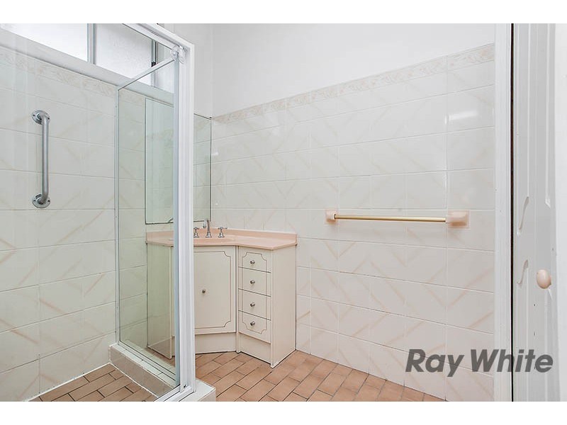 111 Farmborough Rd, Farmborough Heights NSW 2526