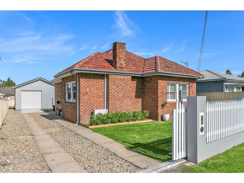 35 Braeside Avenue, Keiraville NSW 2500