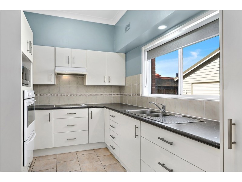 35 Braeside Avenue, Keiraville NSW 2500