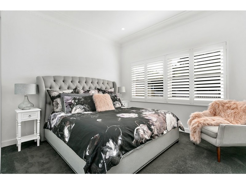 35 Braeside Avenue, Keiraville NSW 2500