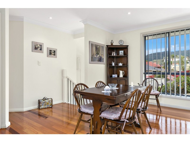 2/21 Cochrane Street, West Wollongong NSW 2500
