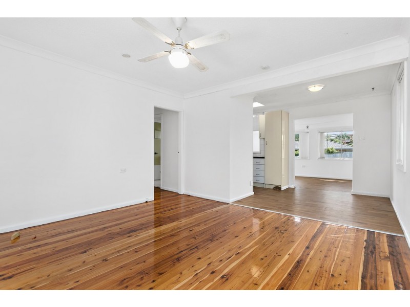 6 Wirri Place, Berkeley NSW 2506