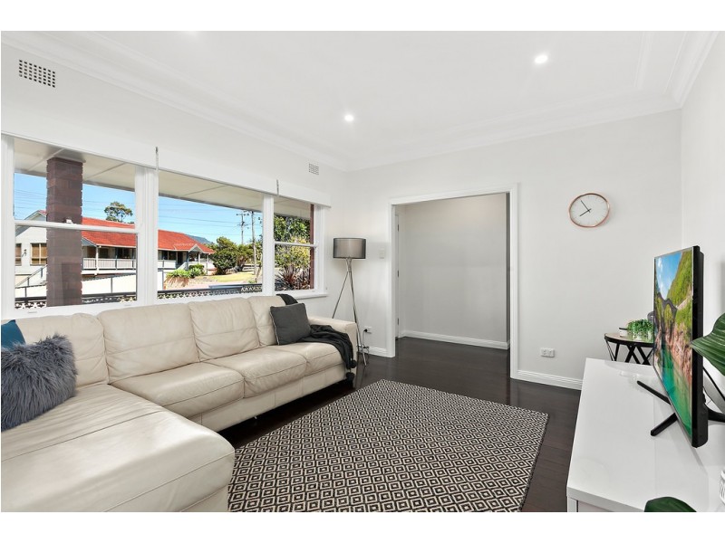 5 Booyong Street, West Wollongong NSW 2500