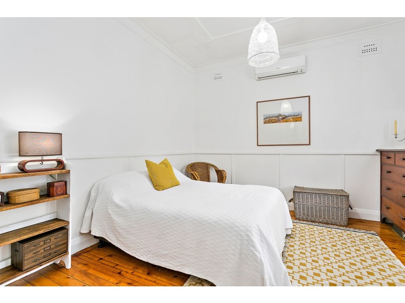 4 David Street, West Wollongong NSW 2500