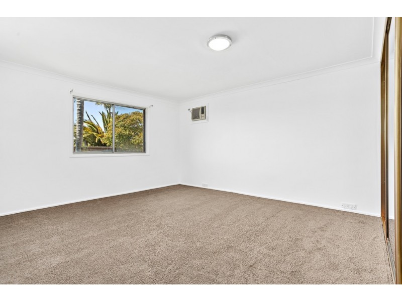 53 Phillip Crescent, Barrack Heights NSW 2528