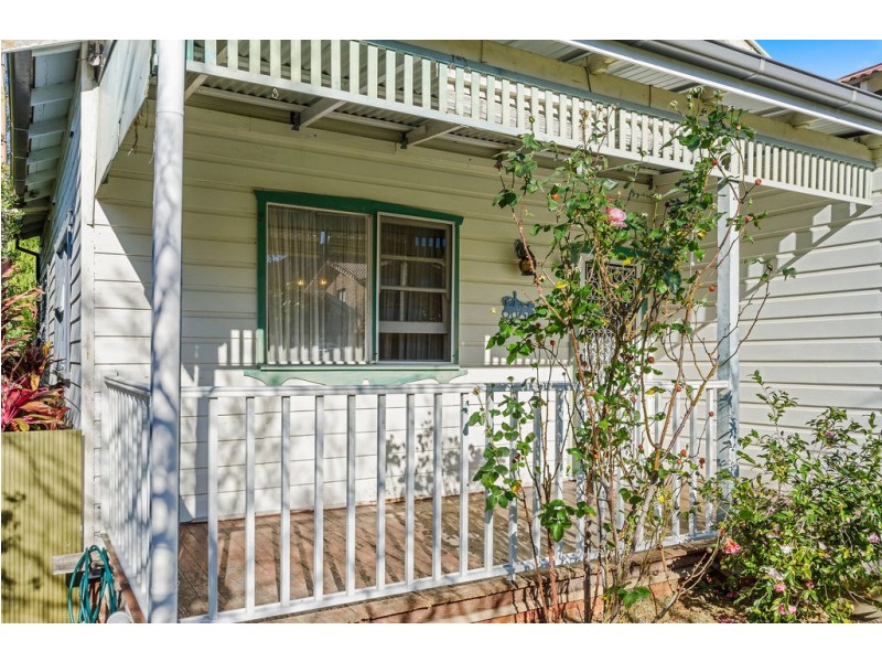 7 Farrell Street, Balgownie NSW 2519