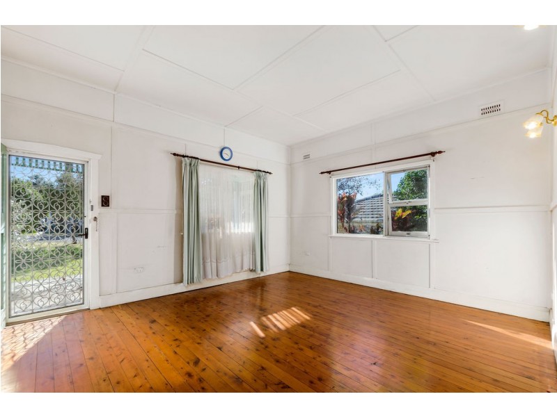 7 Farrell Street, Balgownie NSW 2519