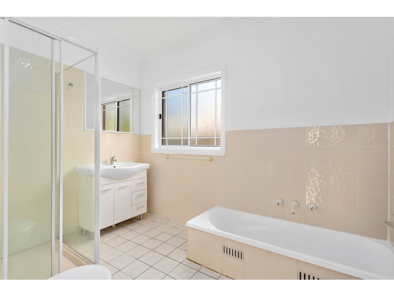 11A Fisher Street, West Wollongong NSW 2500