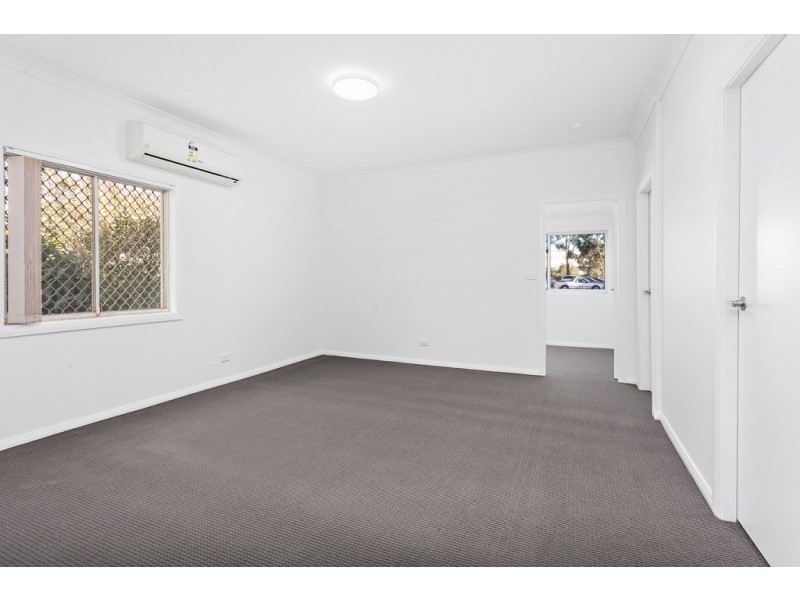 7 Tannery Street, Unanderra NSW 2526