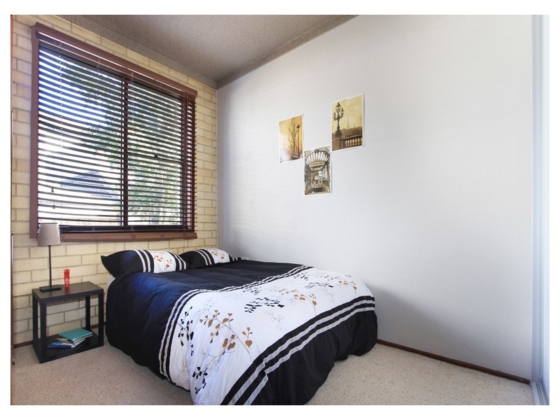 1/42 Rowland Avenue, Wollongong NSW 2500