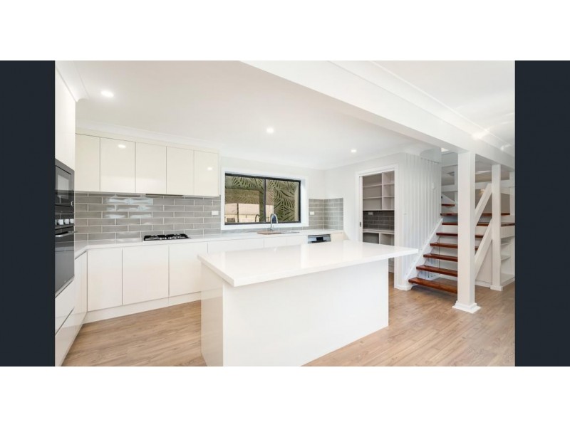 4a Storey Street, Fairy Meadow NSW 2519