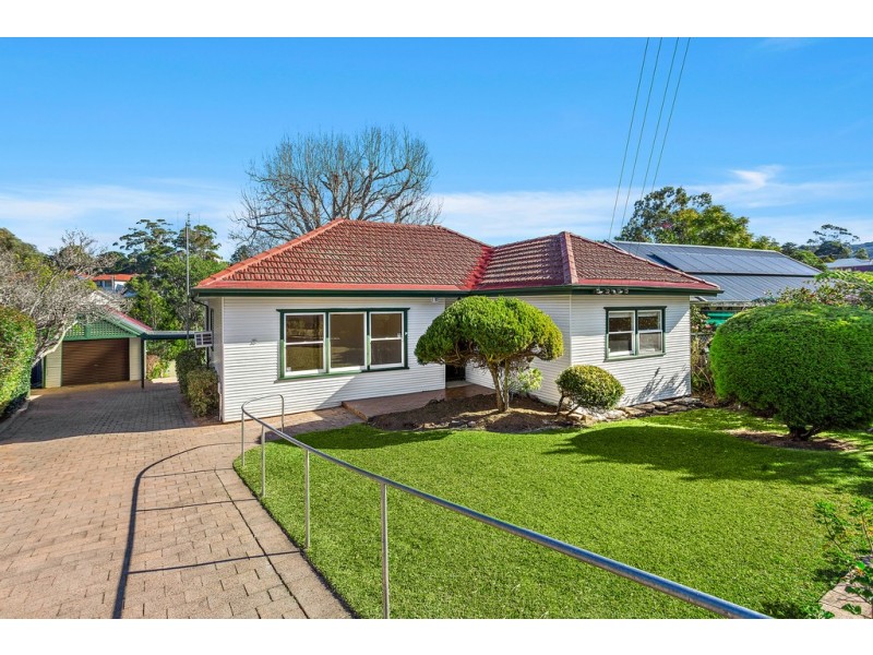 11 Alkera Crescent, West Wollongong NSW 2500