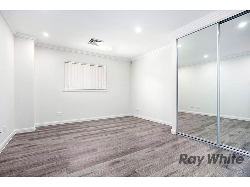 6 / 12 Popes Road, Woonona NSW 2517