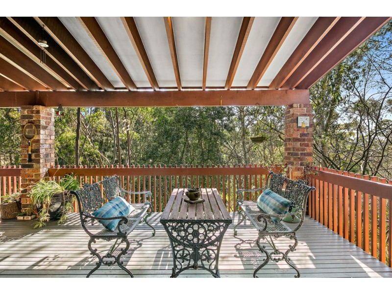 4 Koombala Grove, Cordeaux Heights NSW 2526