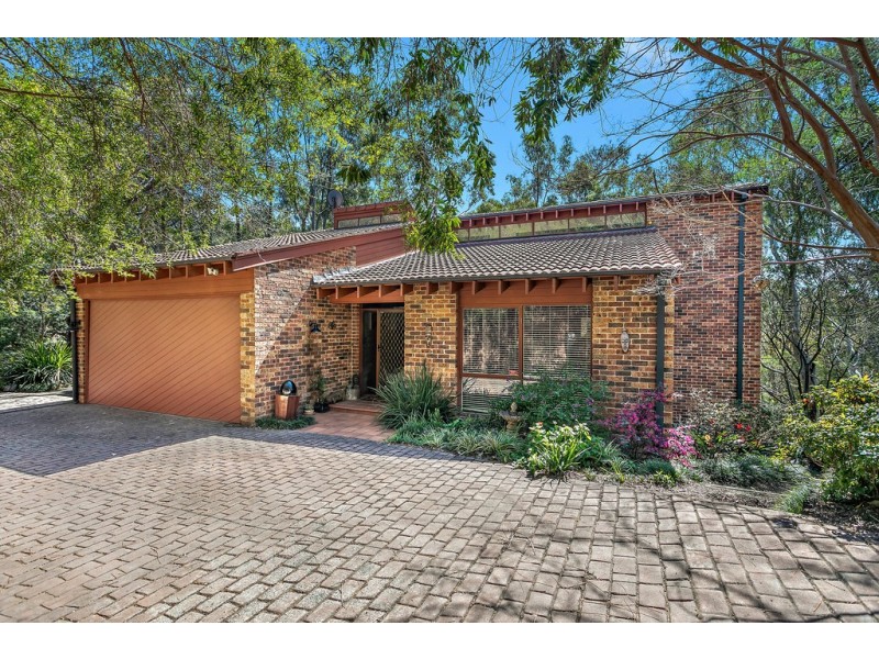 4 Koombala Grove, Cordeaux Heights NSW 2526
