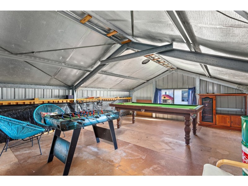 8 Jones Avenue, Mount Warrigal NSW 2528