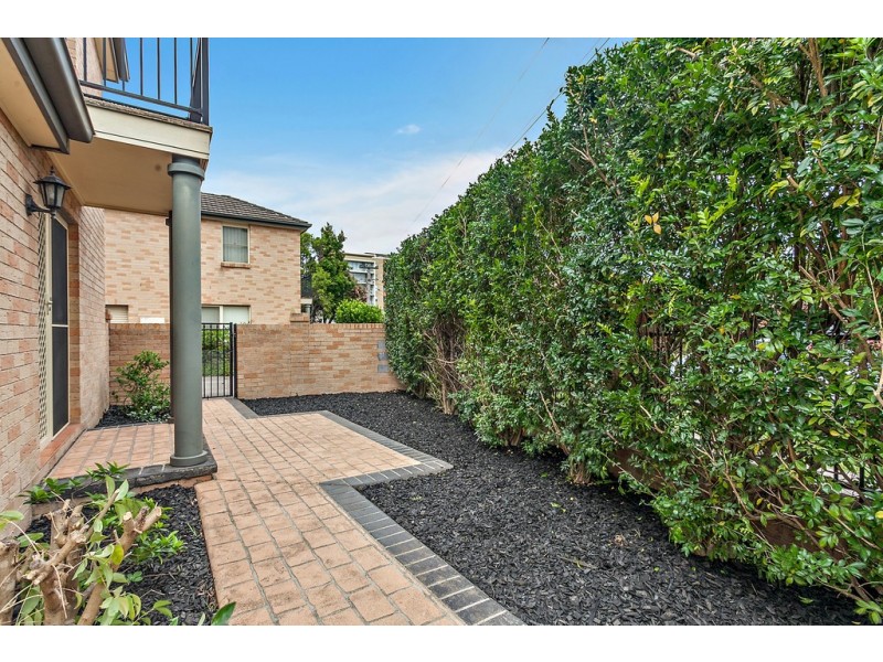 8/18 Osborne Street, Wollongong NSW 2500