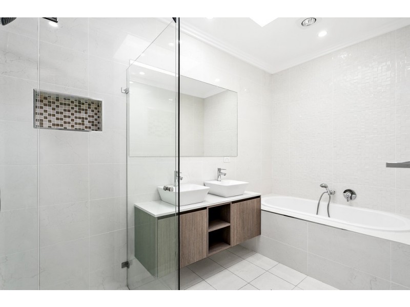 92 Robsons Road, Keiraville NSW 2500