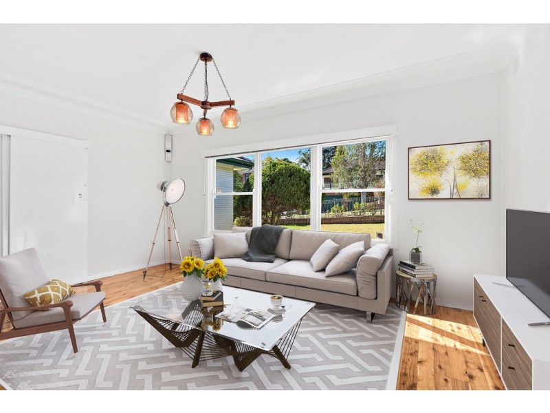 11 Alkera Crescent, West Wollongong NSW 2500