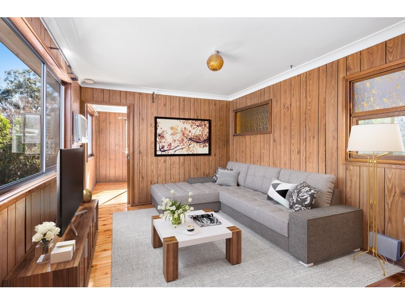 11 Alkera Crescent, West Wollongong NSW 2500