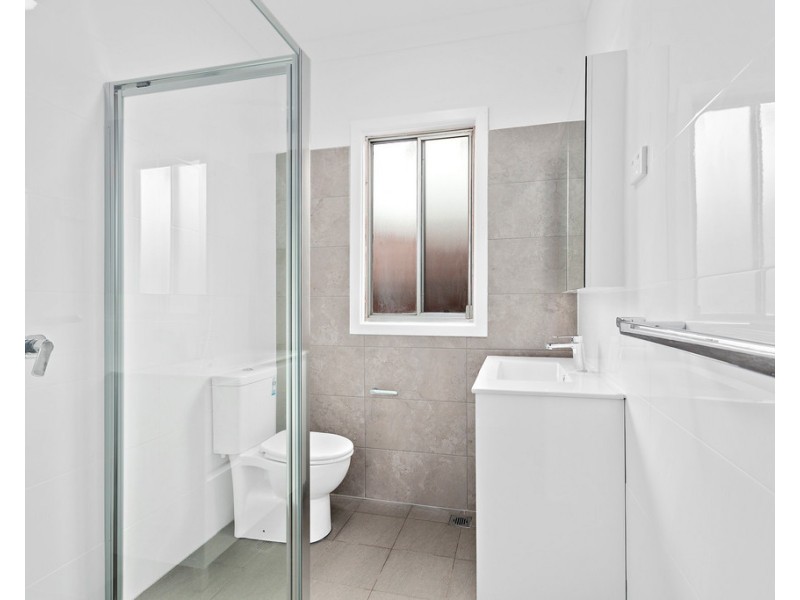 17 Mount Keira Road, West Wollongong NSW 2500