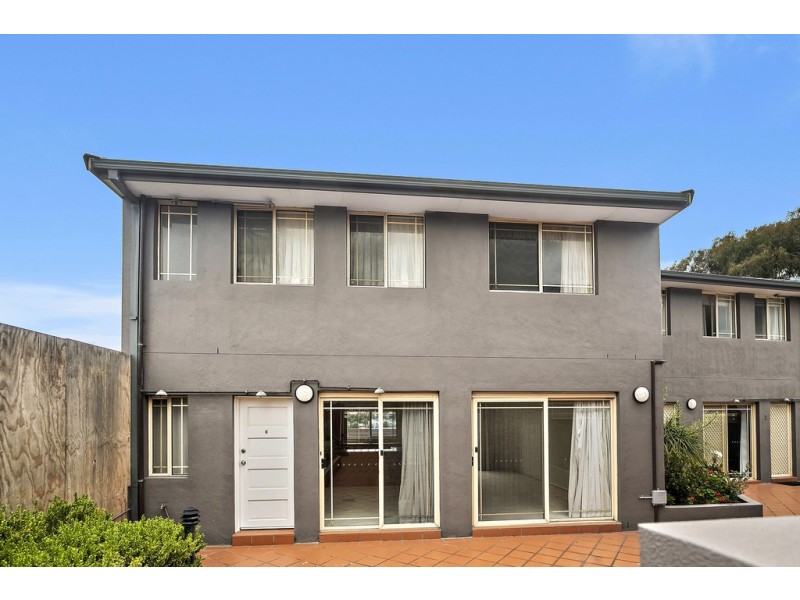 6/375 Crown Street, Wollongong NSW 2500