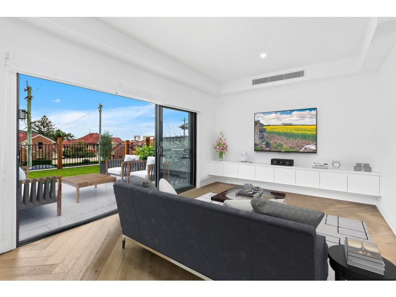 1/43 Balmoral Street, Balgownie NSW 2519