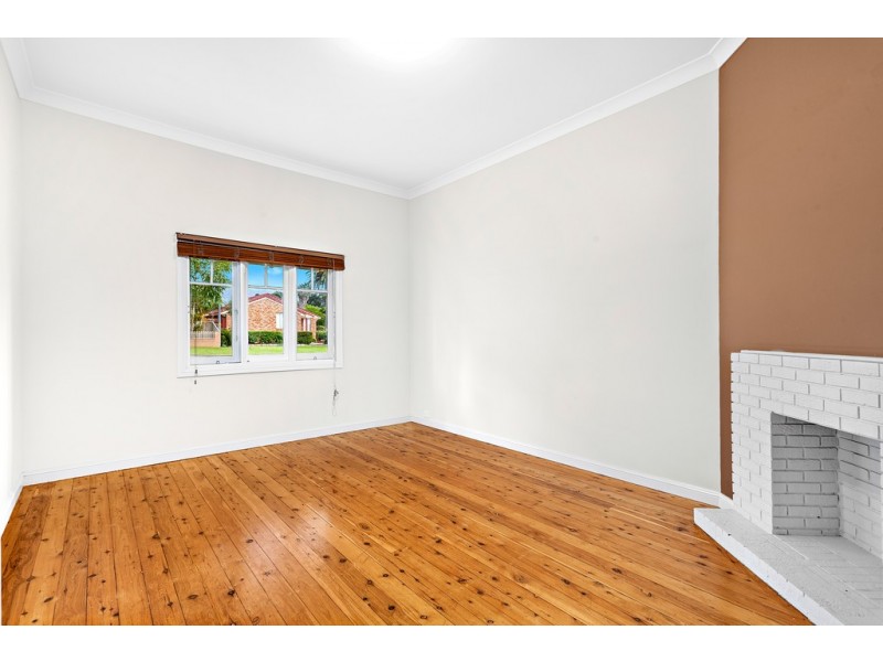 9 Hillcrest Street, Wollongong NSW 2500