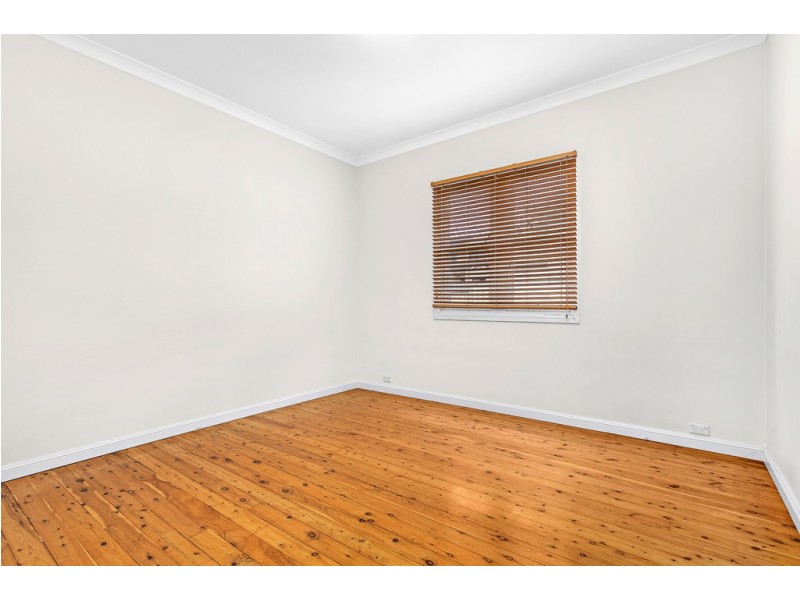 9 Hillcrest Street, Wollongong NSW 2500