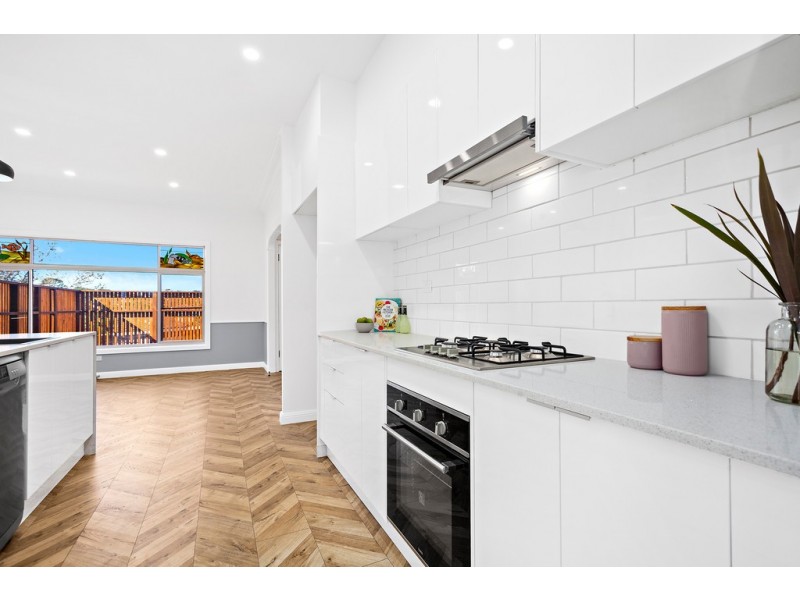 51 Cranford Lane, Figtree NSW 2525