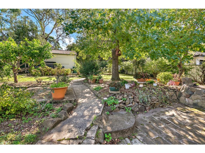 166 Princes Highway, Unanderra NSW 2526