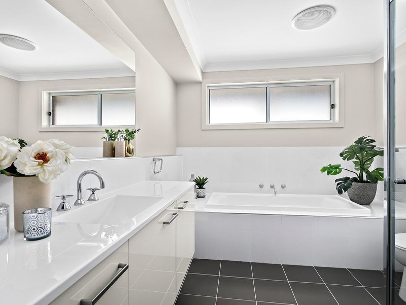 8 Augusta Street, East Corrimal NSW 2518