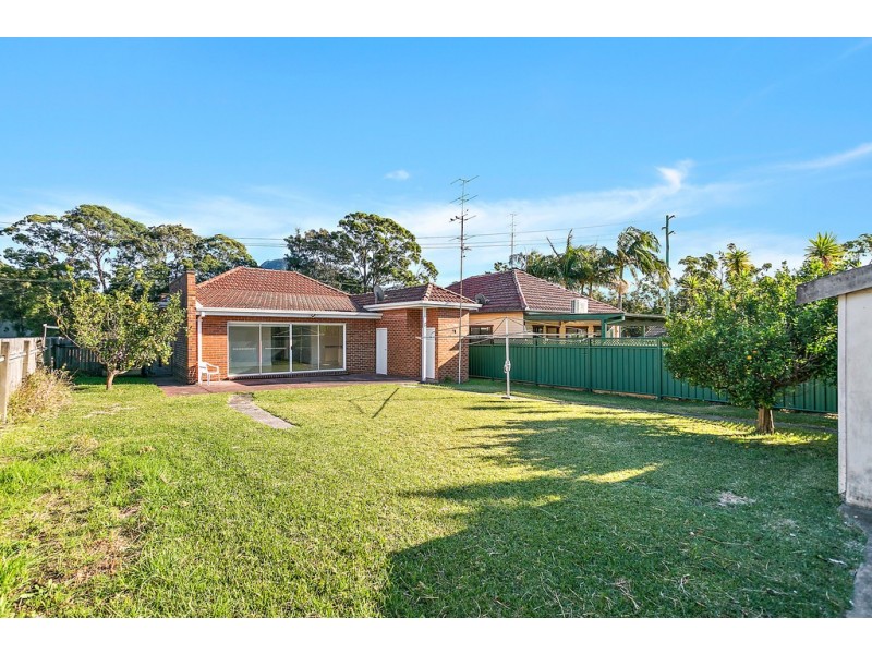 37 Frances Street, Gwynneville NSW 2500