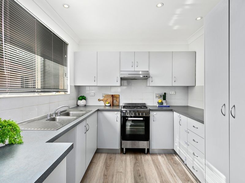 12/10 Wilford Street, Corrimal NSW 2518