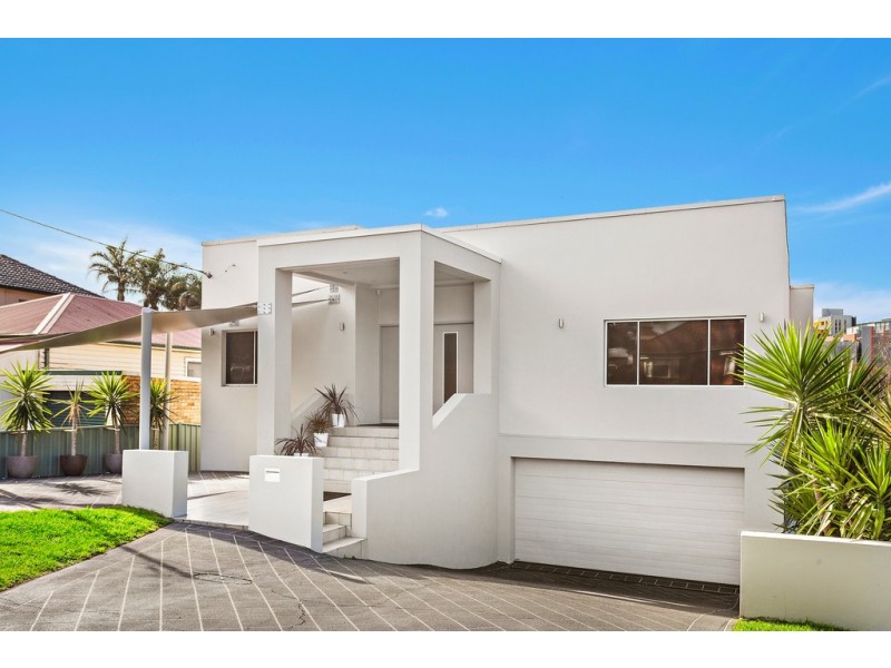 39 Hillcrest Street, Wollongong NSW 2500